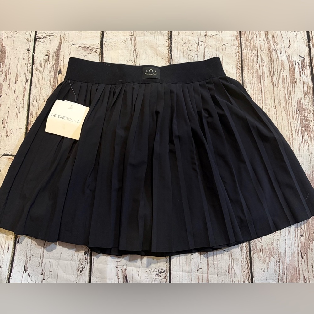 Beyond Yoga Dark Pleated Mini Skort NWT